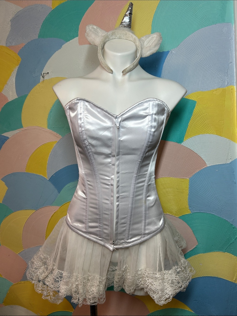 NWT Daisy Corsets White Satin Lace-Up Corset sz S